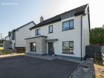8 Glenn Rua, Courtbrack, Blarney, Co. Cork - Image 2