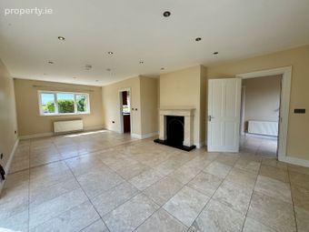 Cluain Duibh, Moycullen, Moycullen, Co. Galway - Image 4