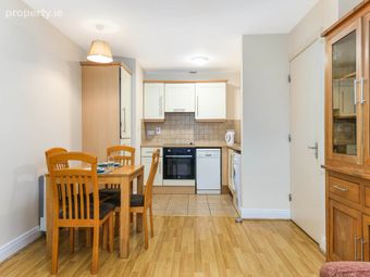 304 Premier Square, Finglas, Dublin 11, Finglas, Dublin 11 - Image 5