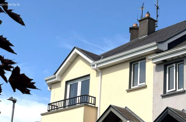 5 An Sr&uacute;than, Cross Street, Loughrea, Co. Galway - Click to view photos