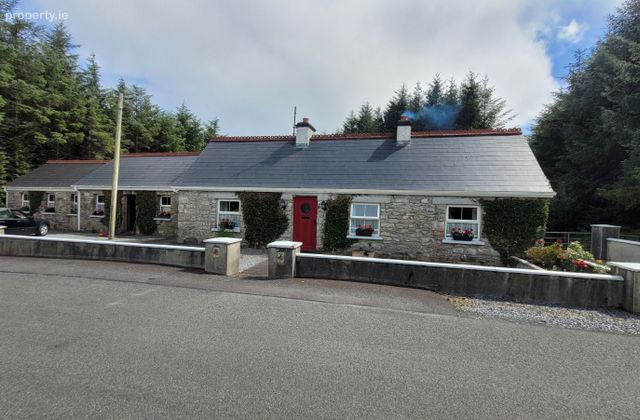 Uragh, Tullaghan, Tullaghan, Co. Leitrim - Click to view photos