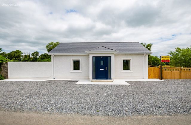 Derryiron, Rhode, Rhode, Co. Offaly - Click to view photos