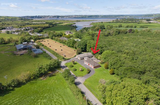 Pilltown, Kinsalebeg, Co. Waterford - Click to view photos