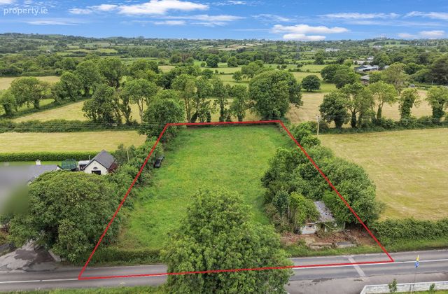 Tiermaclane, Ennis, Co. Clare, Teermaclane, Co. Clare - Click to view photos