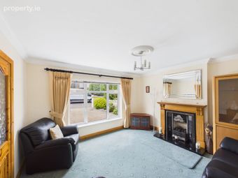 19 Kilbrody, Mount Oval, Rochestown, Co. Cork - Image 4