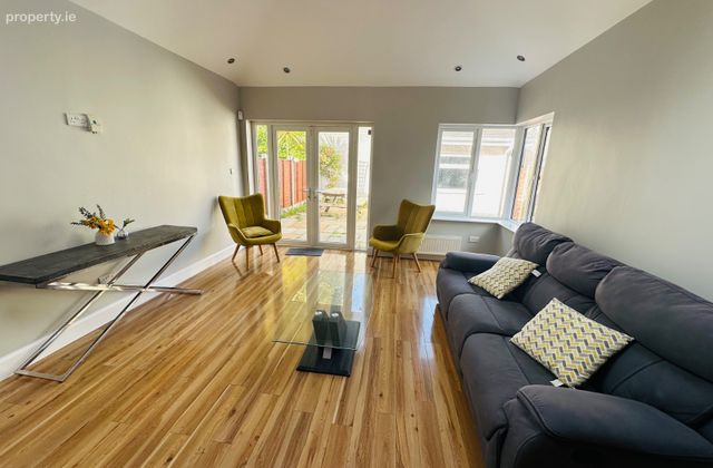 278 Bo&iacute;reann Bheag, Roscam, Roscam, Co. Galway - Click to view photos