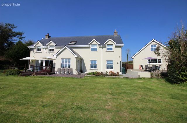 Aharas, Ballingeary, Macroom, Co. Cork - Click to view photos
