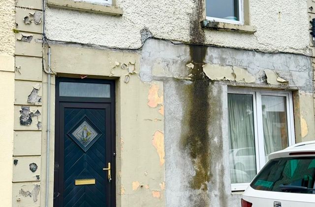 2 Pound Street, Edgeworthstown, Edgeworthstown, Co. Longford - Click to view photos