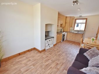23 O'connell's Avenue, Listowel, Co. Kerry - Image 4