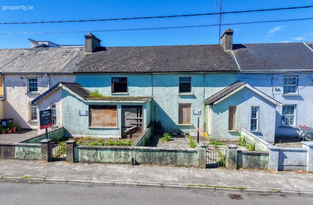 4 &amp; 5, Ward's Terrace, Longford, Longford Town, Co. Longford - Click to view photos