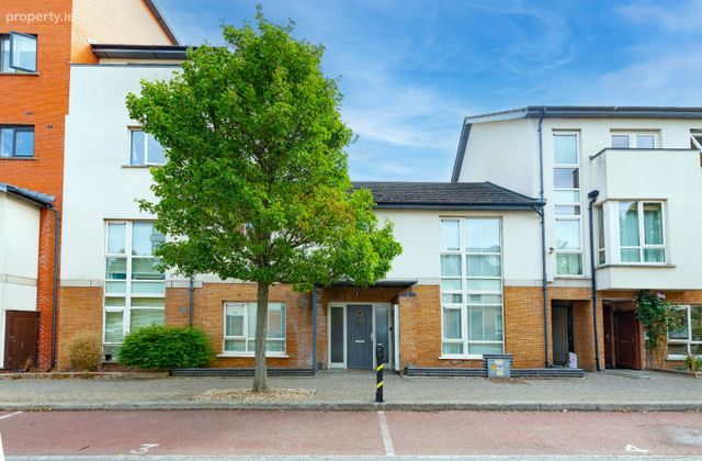 2 Churchwell Close, Belmayne, Clongriffin, Dublin 13 - Click to view photos
