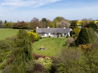 Arlonstown House, On Approx. 3.94 Hec (9.75 Acres), Swainstown, Kilmessan, County Meath, Kilmessan, Co. Meath