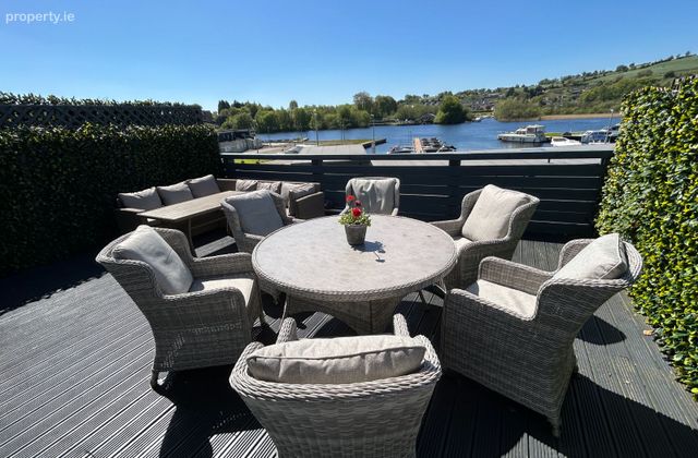 2 Lakeside Cottages, Ballina, Co. Tipperary - Click to view photos