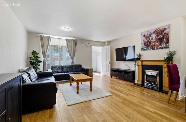 23 Lanesborough Court, Lanesborough Drive, Dublin 11 - Click to view photos