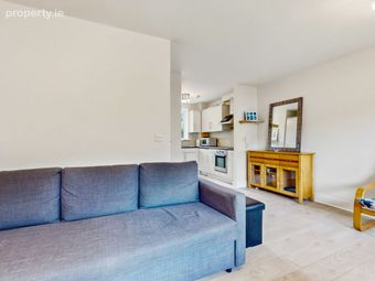 11A Rathborne Close, Dublin 15 - Image 4