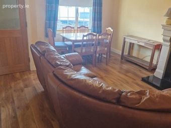 10 Collinspark, Kilkenny Road, Callan, Callan, Co. Kilkenny - Image 2
