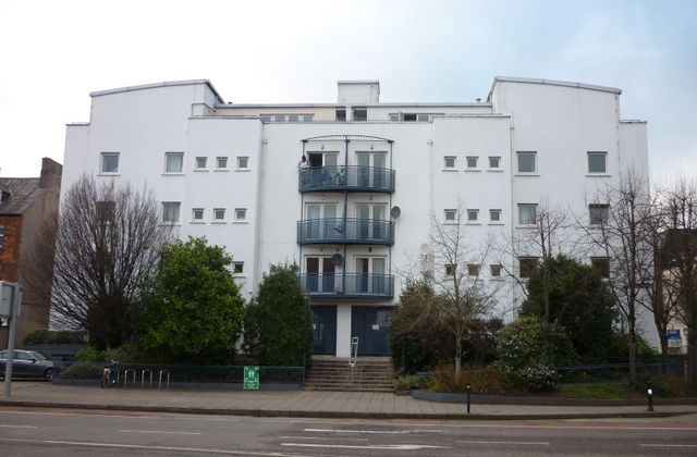Apartment 52, Block A, South Terrace Court, Blackrock, Co. Cork - Click to view photos