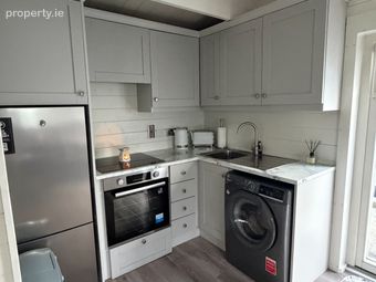 19 Oakwood Grove, Clondalkin Dublin 22, Clondalkin, Dublin 22 - Image 2