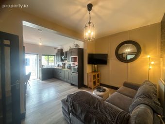 9 Laburnum Square, Drogheda, Drogheda, Co. Louth - Image 4