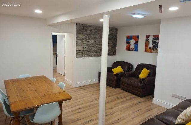 Gabe's, 17 Main Street, Ballydehob, Skibbereen, Co, Ballydehob, Co. Cork - Click to view photos