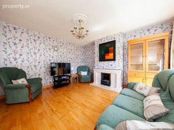 42 Montrose Crescent, Artane, Dublin 5, Co. Dublin, Artane, Dublin 5 - Image 4