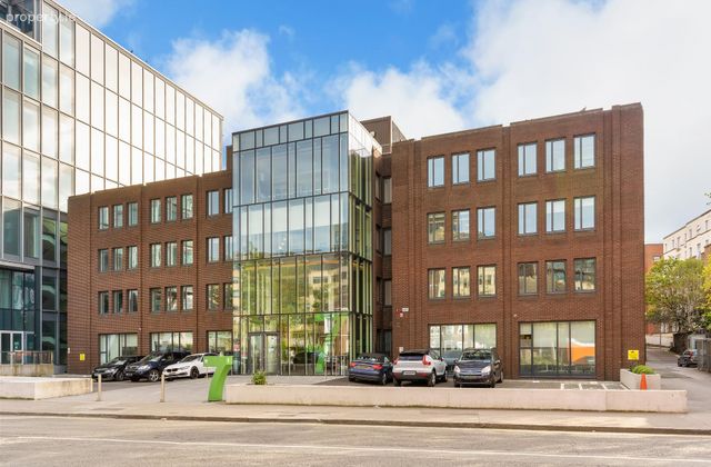 7 Grand Canal, Lower Grand Canal Street, Grand Canal Dock, Dublin 2, Dublin 2 - Click to view photos