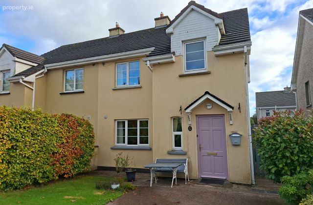9 The Walk, Lios Na Fea, Macroom, Co. Cork - Click to view photos