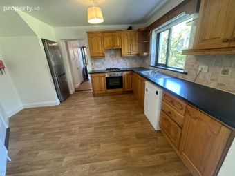 5 Malin Grove, Ardkeen Village, Waterford City Centre, Co. Waterford - Image 2