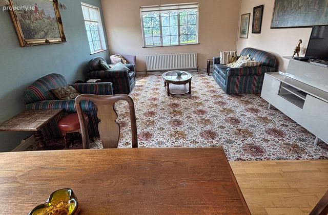 The Stirrup Apt, Whites Cross, Ballyvolane, Co. Cork - Click to view photos