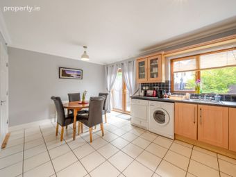 51 Dunbeag, Newport Road, Castlebar, Co. Mayo - Image 5