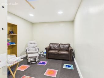 C.275 Sq.m Office Unit At Ground Floor Of 9 Cornmarket, Wexford Town, Co. Wexford - Image 4