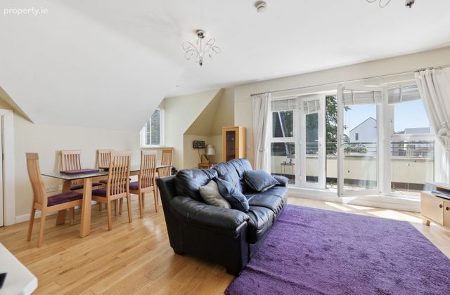 16 Saint Olave's, Malahide, Co. Dublin - Click to view photos