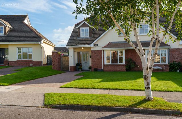 75 The Cotswolds, Castleredmond, Midleton, Co. Cork - Click to view photos