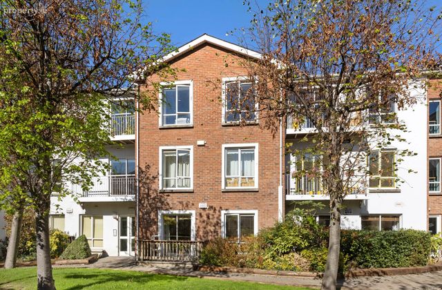71 Saint James`s Wood South Circular Road, Kilmainham, Dublin 8, Kilmainham, Dublin 8 - Click to view photos