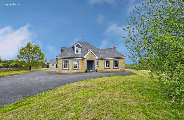 Donogrogue, Killimer, Kilrush, Co. Clare, Killimer, Co. Clare - Click to view photos