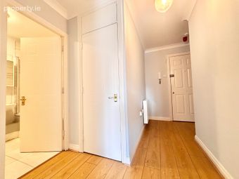 Tuskar Rock, Custom House Harbour Apartments, IFSC, Dublin 1 - Image 3