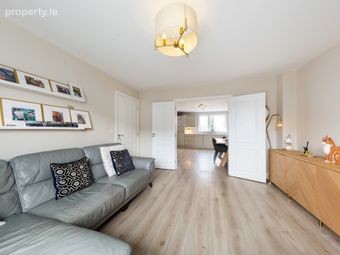 9 St. Helen's Chase, Adamstown, Co. Dublin, Adamstown, Co. Dublin - Image 4