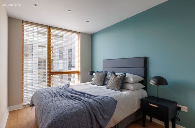2 Bedroom Apartment, Central Park, D18 Xe00, Leopardstown, Dublin 18 - Click to view photos