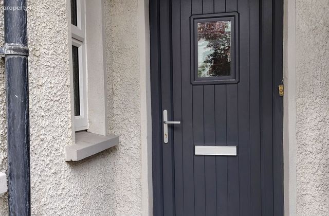 4 Old Quay Court, Old Quay Lane, Carlingford, Carlingford, Co. Louth - Click to view photos