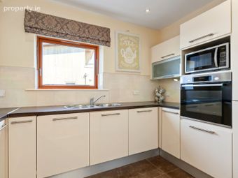 142 Rathborne Court, Ashtown, D.15, Ashtown, Dublin 15 - Image 5
