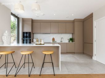 The Glebe , Brides Glen Road, Shankill, Dublin 18 - Image 2