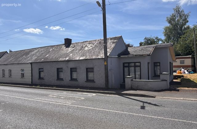 Kilkenny Road, Gowran, Gowran, Co. Kilkenny - Click to view photos