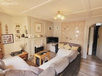The Lions Mane, 22 Upper Main Street, Ballyshannon, Co. Donegal - Image 4