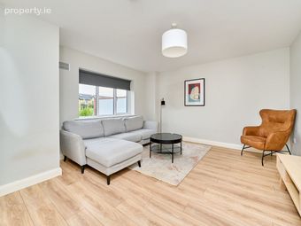 2 Bay Meadows Grove, Dublin 15, Hollystown, Dublin 15 - Image 2