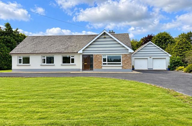 Mountain View, Sonnagh, Charlestown, Co. Mayo, Charlestown, Co. Mayo - Click to view photos