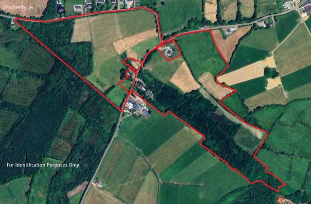 Lands Knockardtry, Castleisland, Co. Kerry - Click to view photos