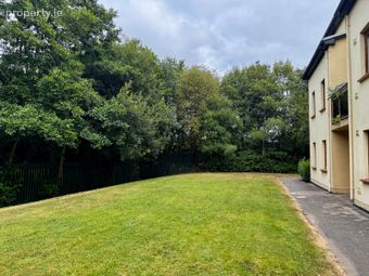4 Hazel House, Garrane Darra, Wilton, Co. Cork - Image 4