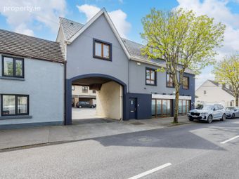 1 Captain's Court, Balbriggan Street, Skerries, Co. Dublin - Image 2