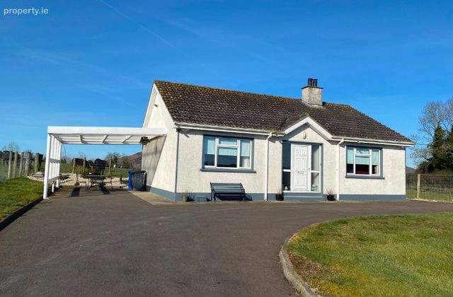 Tievecrom Road, Newry, Co. Down - Click to view photos