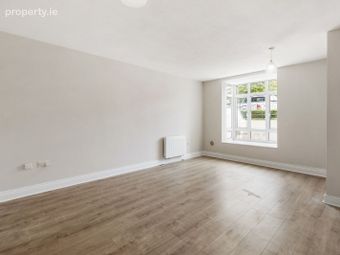 9 Lanesborough Crescent, Finglas, Dublin 11 - Image 4